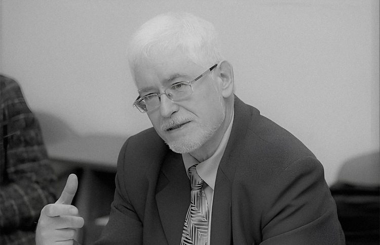 «Как возможно всепланетное человечество? Каков формат его существования? Философия предназначена по своему существу для решения подобного типа задач», — доктор философии Сергей Пролеев