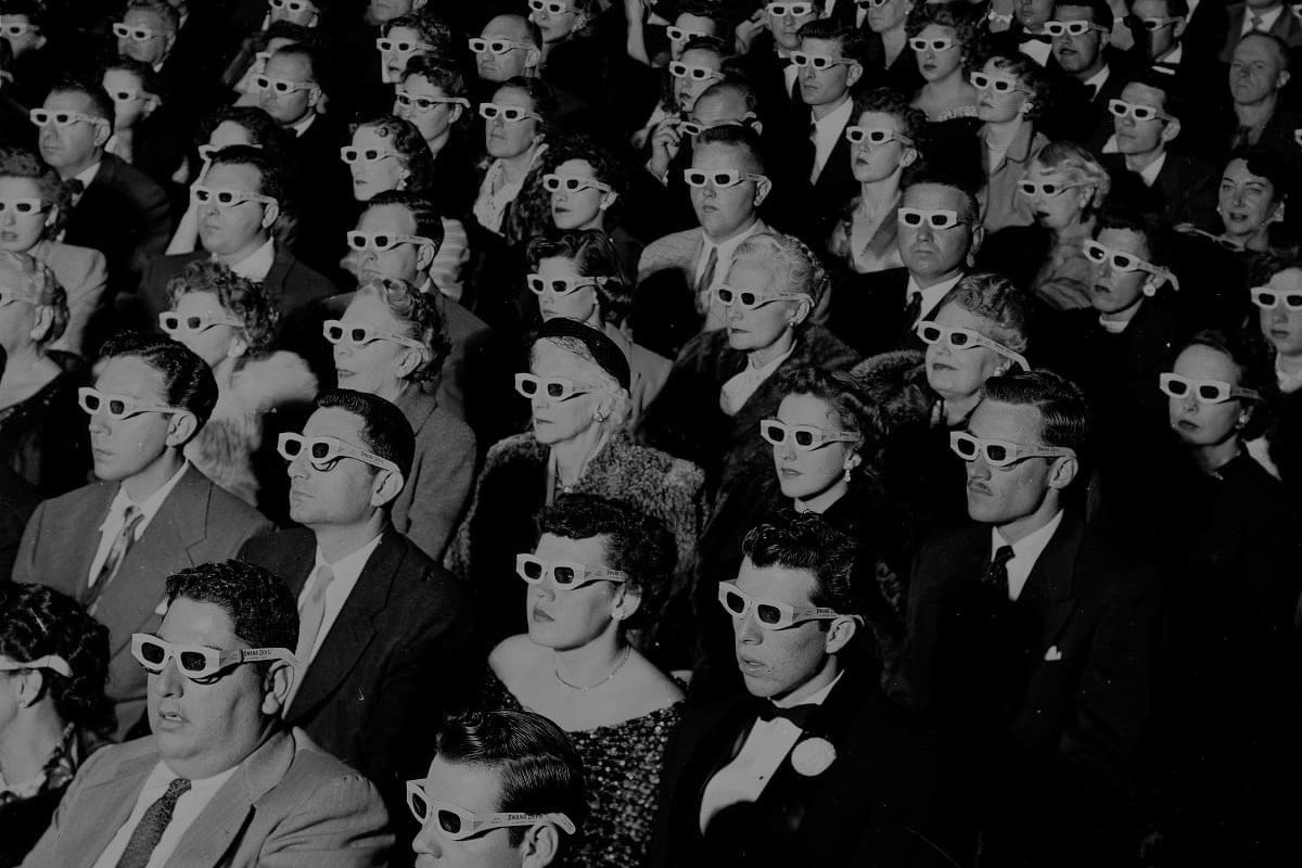 ОБЩЕСТВО КАК СПЕКТАКЛЬ: к 90-летию философа Ги Дебора