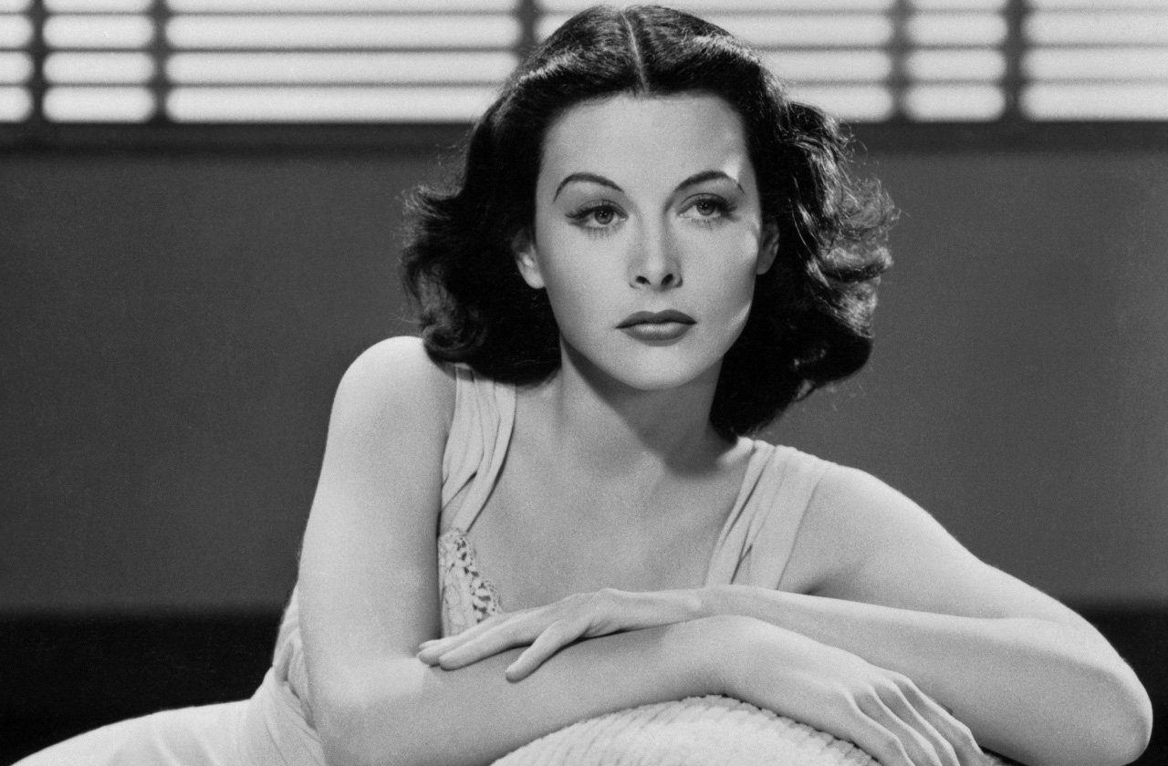 "I think the brains of people are more interesting than the looks". The rules of life of the inventor of technology for Wi-Fi and famous Hollywood film actress Hedy Lamarr