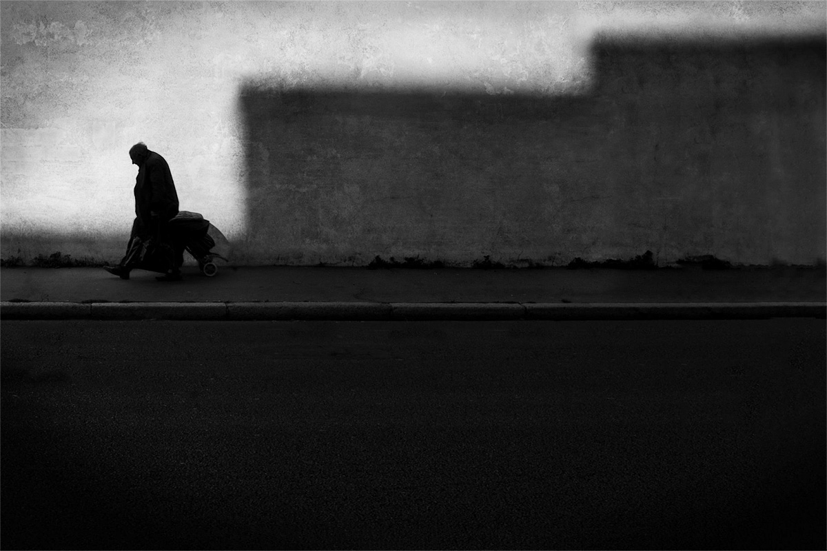 THE MATHEMATICS OF INEQUALITY: humanity is not doomed to wars